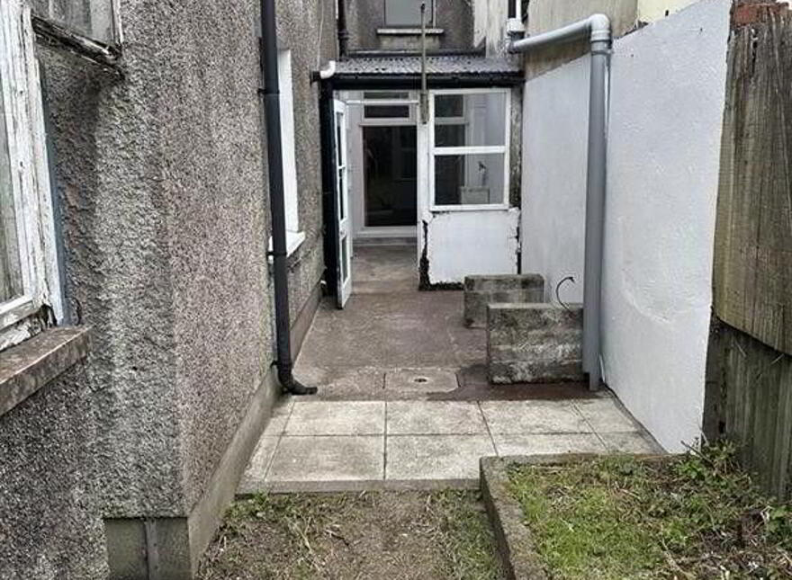 10 Sunview Terrace, College Road, Cork City Centre, T12C3FN