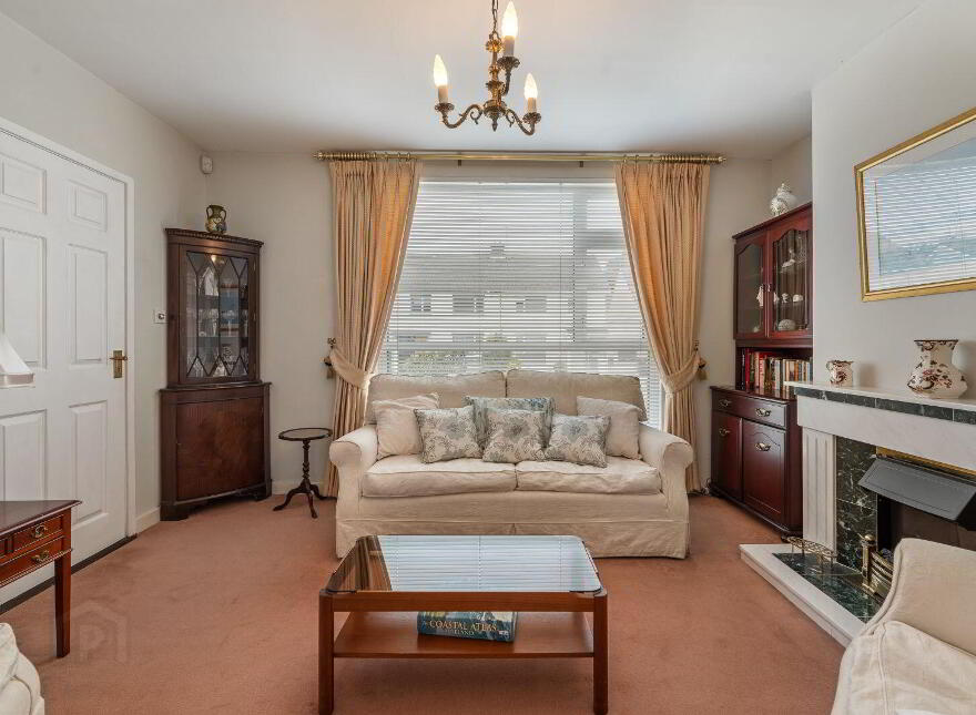 24 Inchvale Park, Douglas, T12N9D3