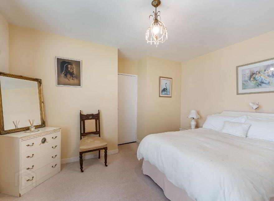 24 Inchvale Park, Douglas, T12N9D3
