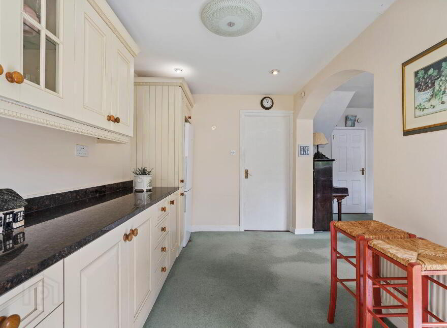 24 Inchvale Park, Douglas, T12N9D3
