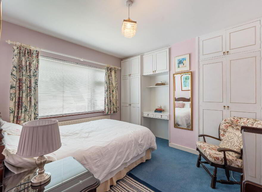 24 Inchvale Park, Douglas, T12N9D3