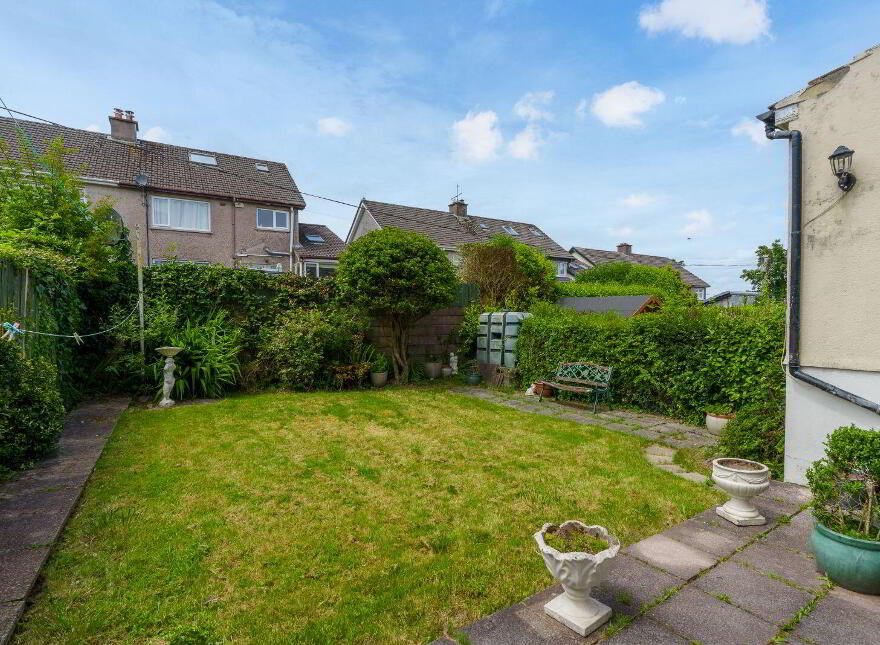 24 Inchvale Park, Douglas, T12N9D3