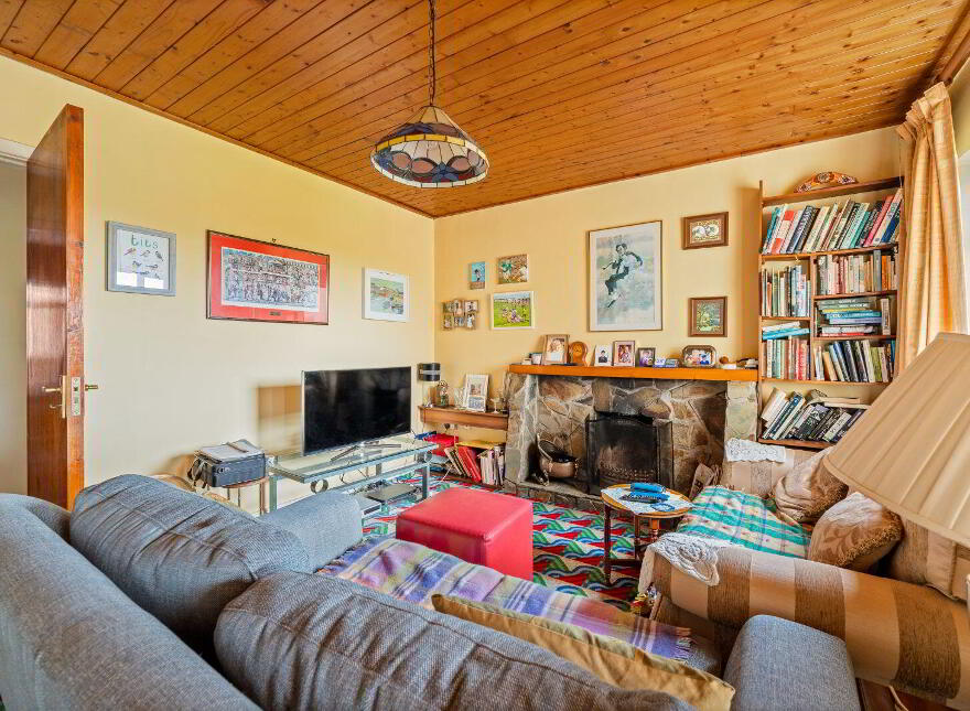 The Glen, Meadowlands, Upper Rochestown, Rochestown, T12DHD1