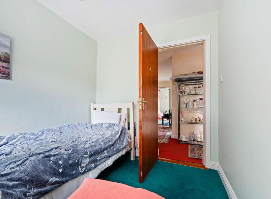The Glen, Meadowlands, Upper Rochestown, Rochestown, T12DHD1