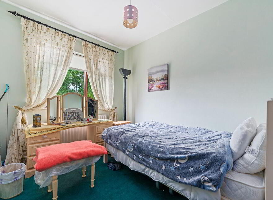 The Glen, Meadowlands, Upper Rochestown, Rochestown, T12DHD1