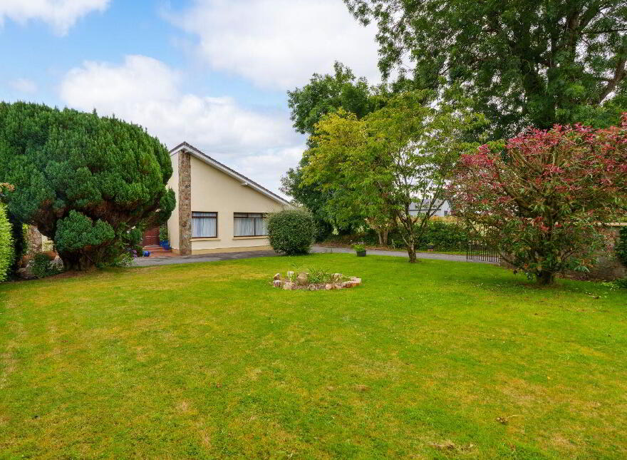 The Glen, Meadowlands, Upper Rochestown, Rochestown, T12DHD1