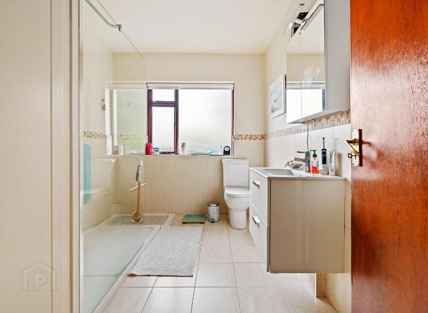 The Glen, Meadowlands, Upper Rochestown, Rochestown, T12DHD1