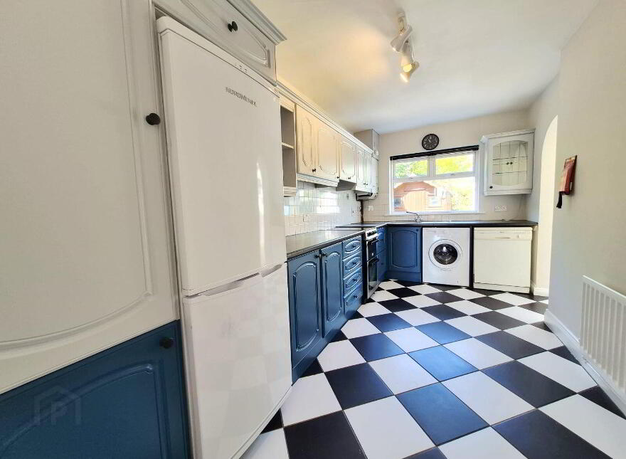 76 West Avenue, Frankfield, Frankfield, T12T1DF