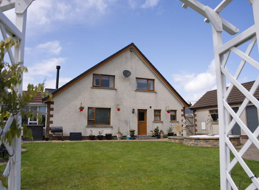 62 Newcastle Road, Kilkeel, BT34 4ND