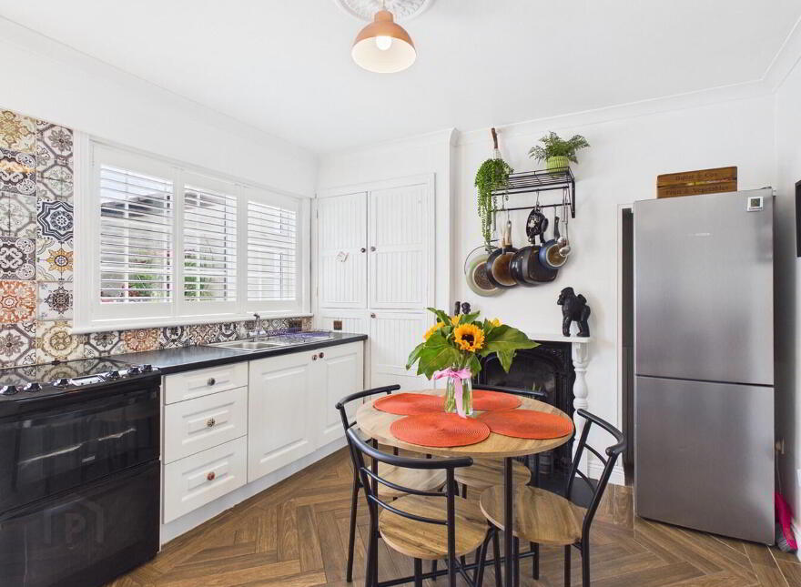 246 Saint Johns Park, X91E9CV