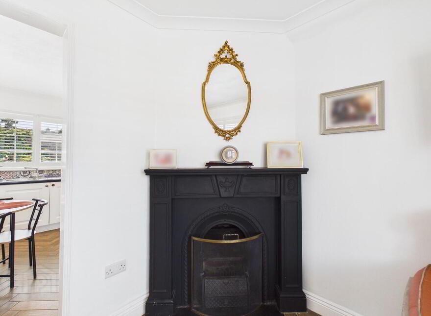 246 Saint Johns Park, X91E9CV