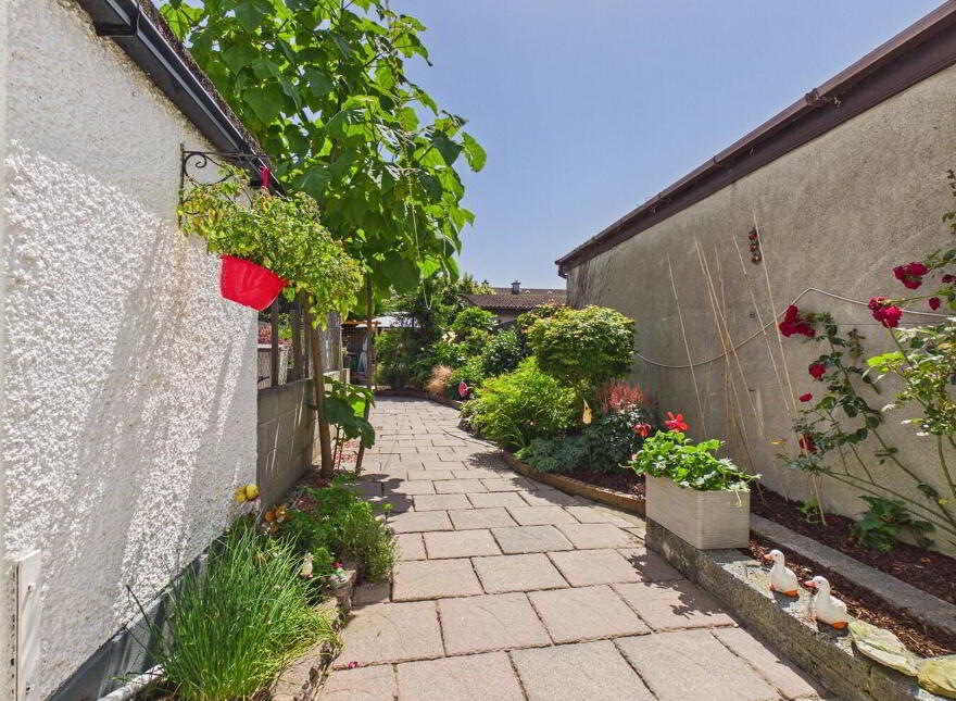 246 Saint Johns Park, X91E9CV
