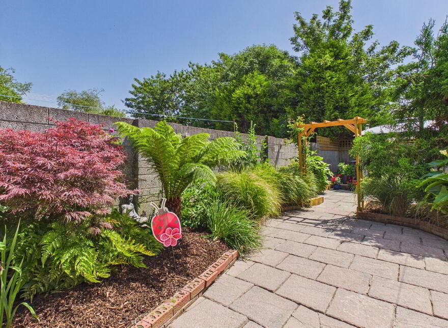 246 Saint Johns Park, X91E9CV