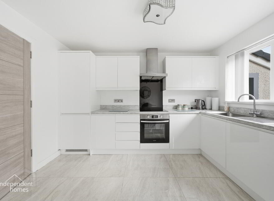 12 Cranbourne View, Larne, BT40 2PZ