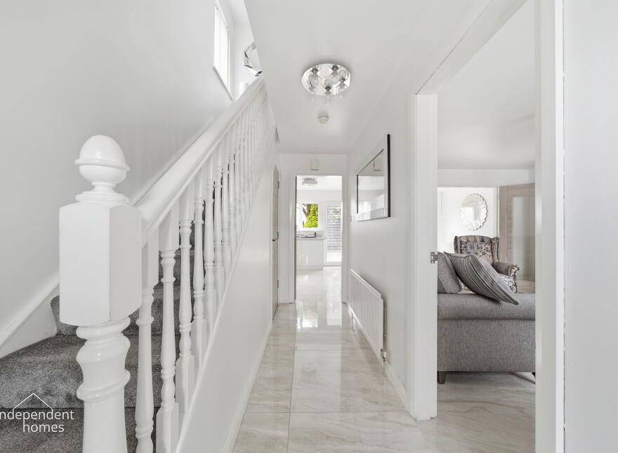 12 Cranbourne View, Larne, BT40 2PZ