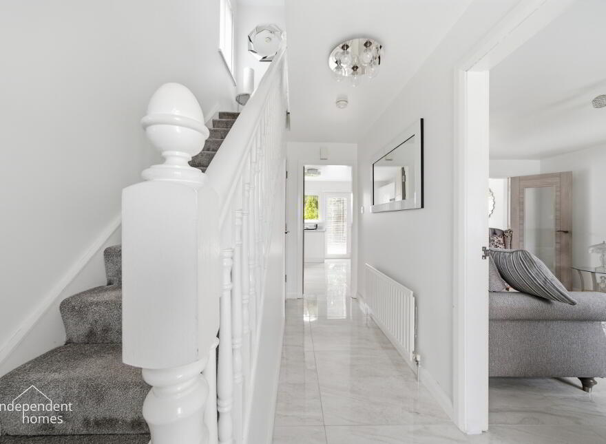 12 Cranbourne View, Larne, BT40 2PZ