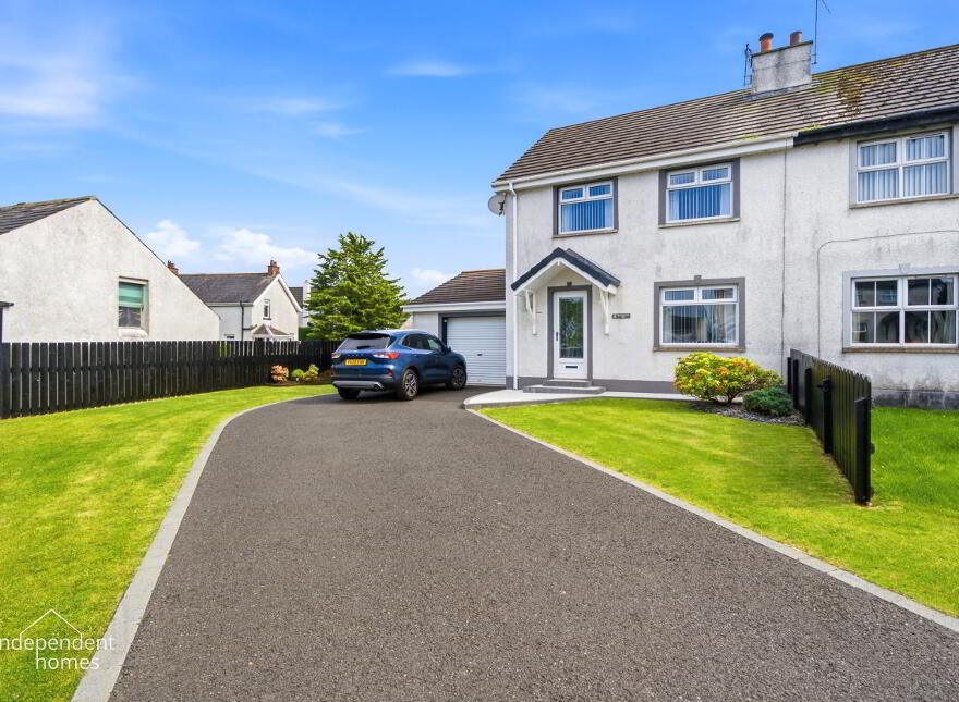 12 Cranbourne View, Larne, BT40 2PZ