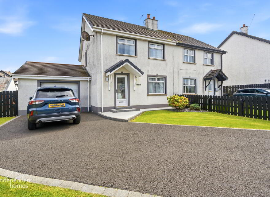 12 Cranbourne View, Larne, BT40 2PZ