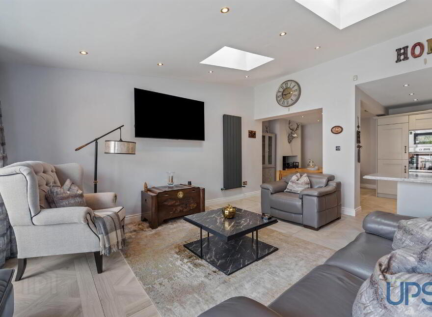 109 Stewartstown Park, Belfast, BT11 9GJ