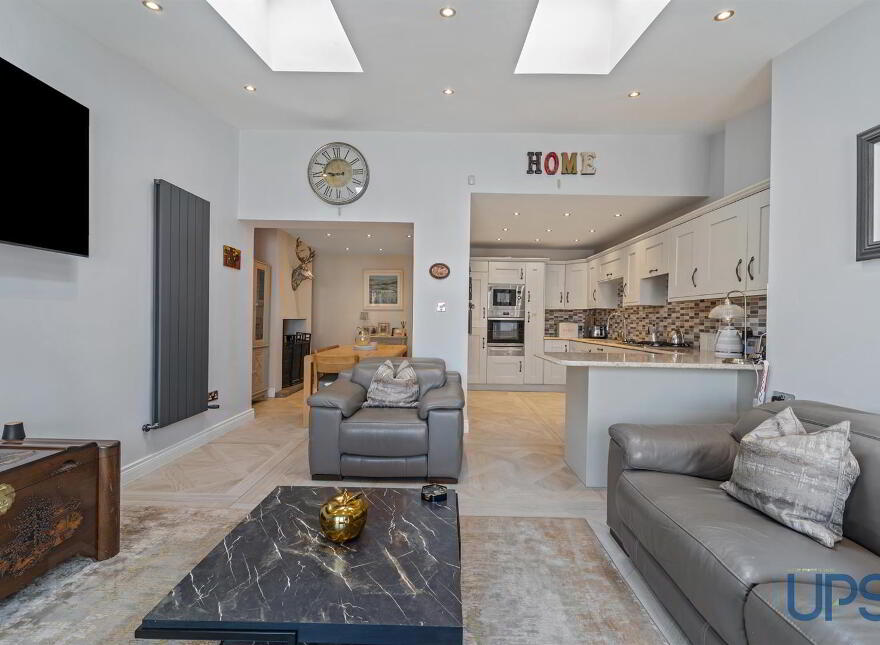 109 Stewartstown Park, Belfast, BT11 9GJ