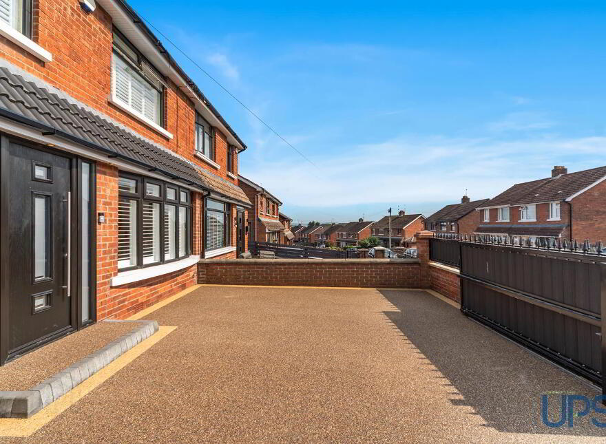 109 Stewartstown Park, Belfast, BT11 9GJ