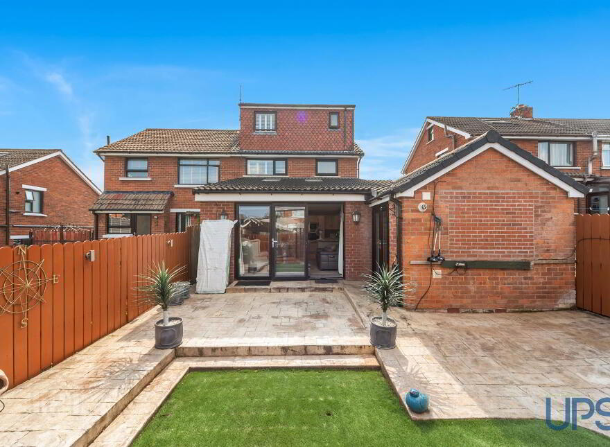 109 Stewartstown Park, Belfast, BT11 9GJ