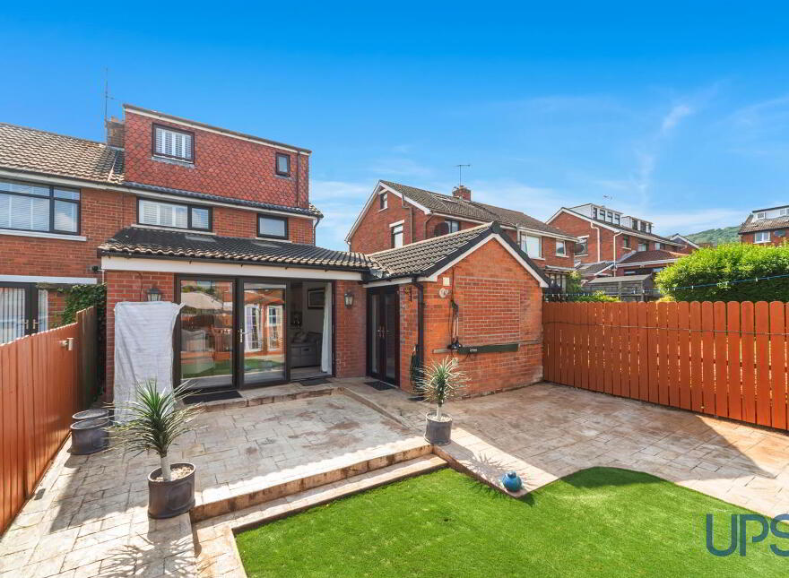 109 Stewartstown Park, Belfast, BT11 9GJ
