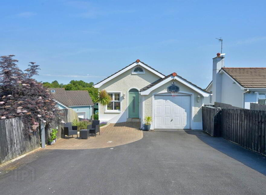222 Bangor Road, Seahill, Holywood, BT18 0JF