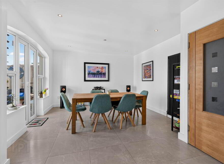 222 Bangor Road, Seahill, Holywood, BT18 0JF