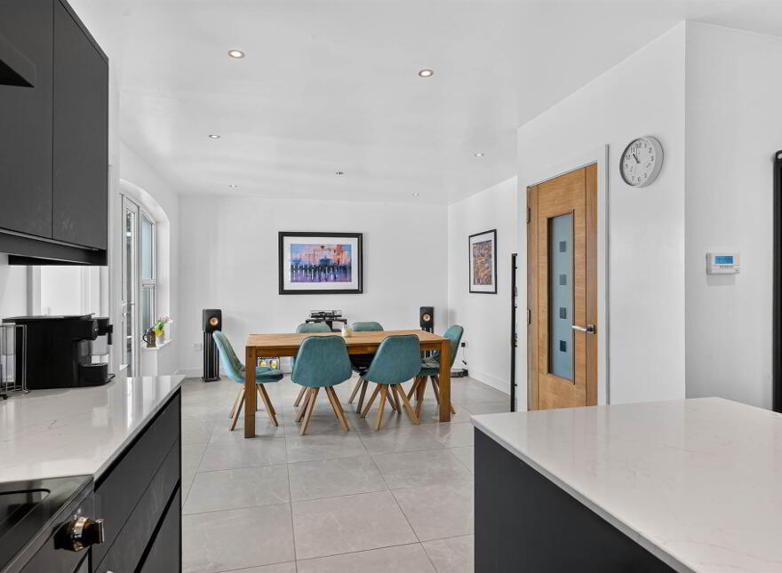 222 Bangor Road, Seahill, Holywood, BT18 0JF