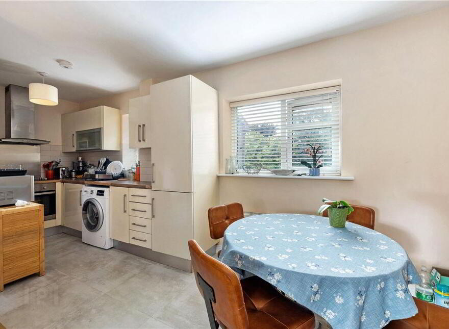 16 Errigal House, Eglinton Court, Dublin, D04RY86