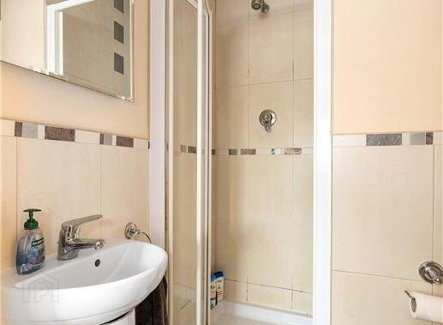 16 Errigal House, Eglinton Court, Dublin, D04RY86