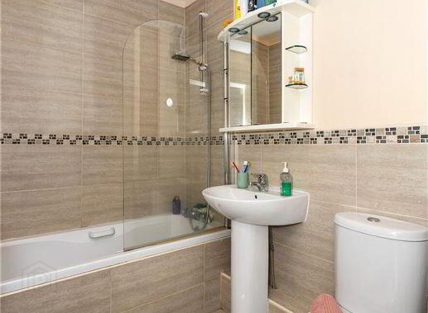 16 Errigal House, Eglinton Court, Dublin, D04RY86