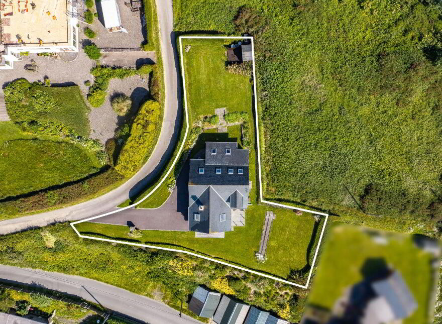 Ivernia, Coast Road, Myrtleville, P43RR62