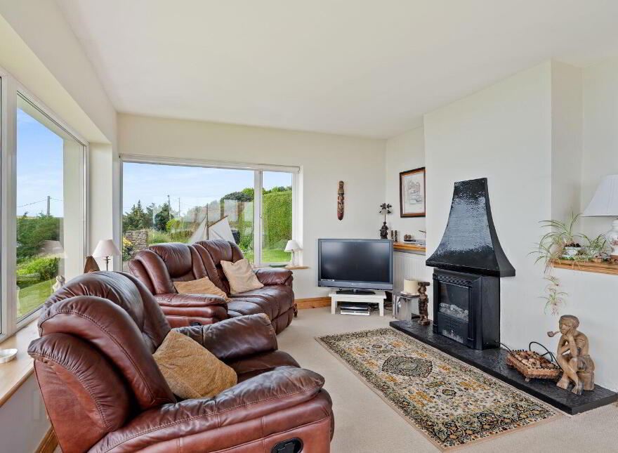 Ivernia, Coast Road, Myrtleville, P43RR62