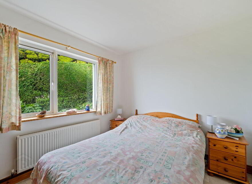 Ivernia, Coast Road, Myrtleville, P43RR62