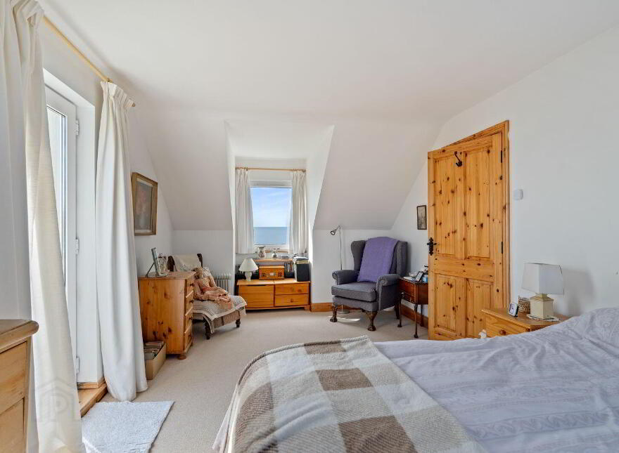 Ivernia, Coast Road, Myrtleville, P43RR62