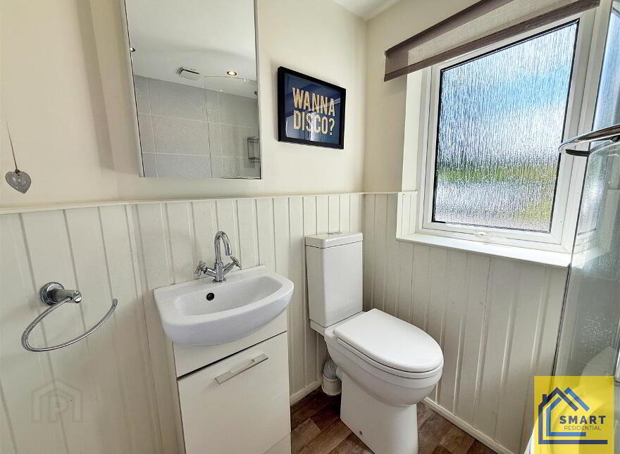 Apt 8, 23 Knock Road, Belfast, BT5 6LA