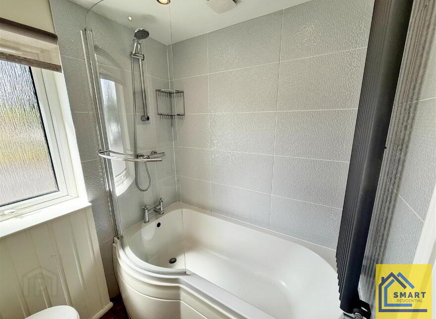 Apt 8, 23 Knock Road, Belfast, BT5 6LA