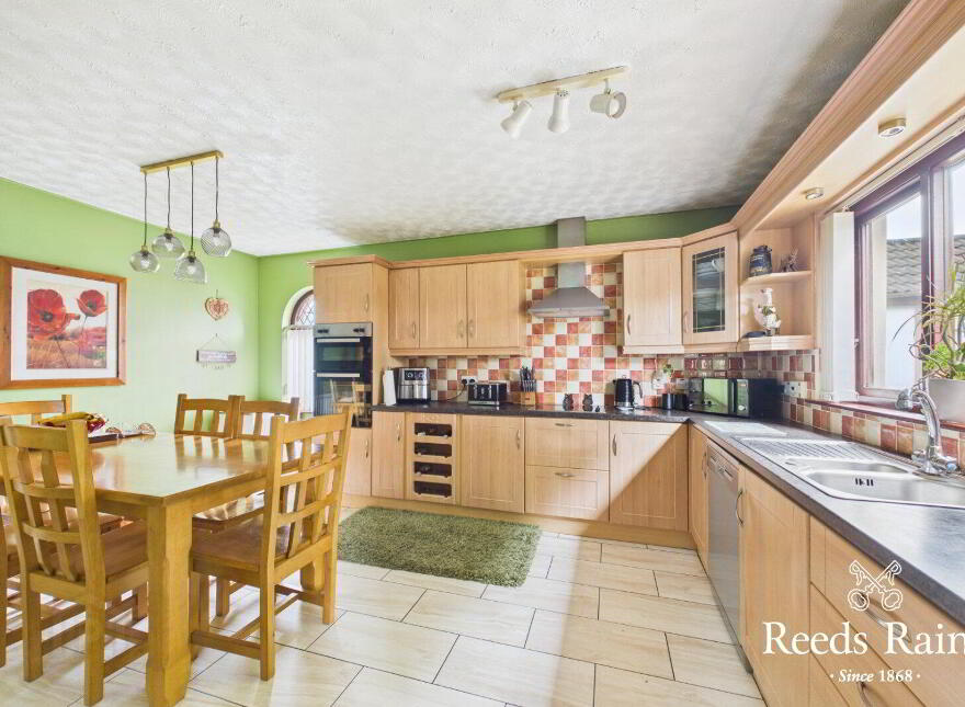 5 Bluefield Way, Carrickfergus, BT38 7UB