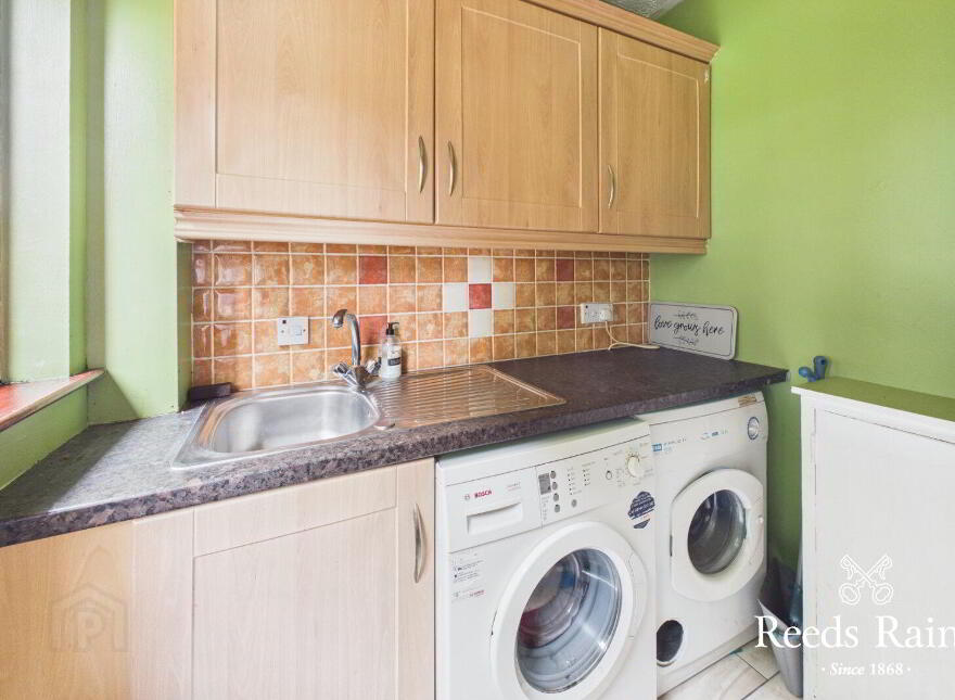 5 Bluefield Way, Carrickfergus, BT38 7UB