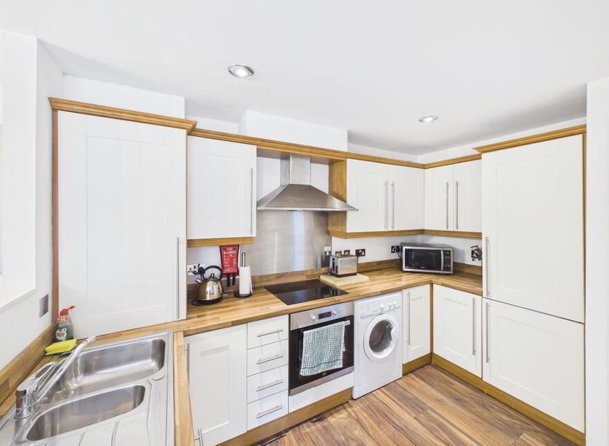 Apartment 8 Chancellors Court 55 - 57 Malone Road, Belfast, BT9 6SA