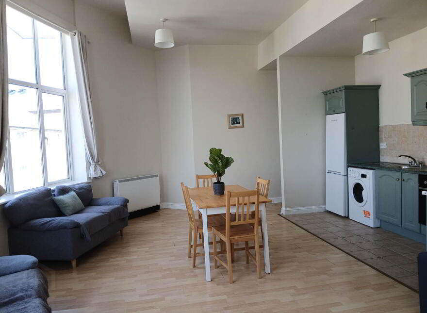 12 Belhavel, Golden Island, Athlone, N37AD62