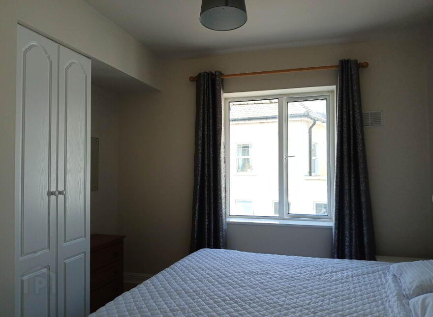 12 Belhavel, Golden Island, Athlone, N37AD62