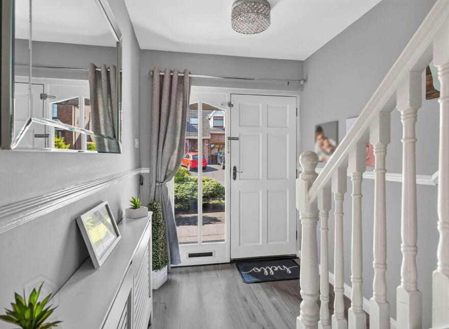 6 Highfields Avenue, Lisburn, BT28 3GE