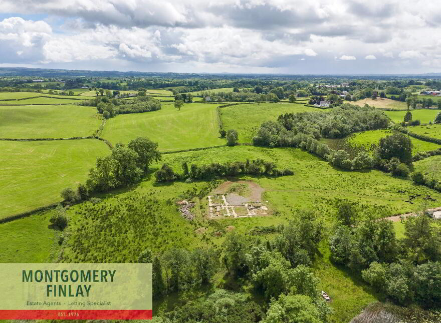 29 Lough Eyes Road, Enniskillen, Lisbellaw, BT94 5ET
