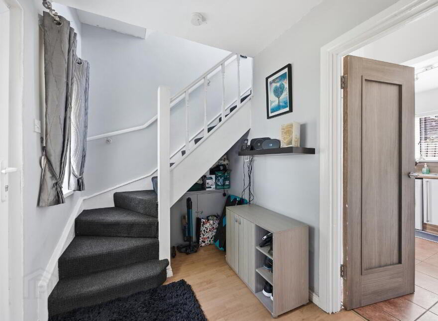 8 Knocknagoney Drive, Belfast, BT4 2QF