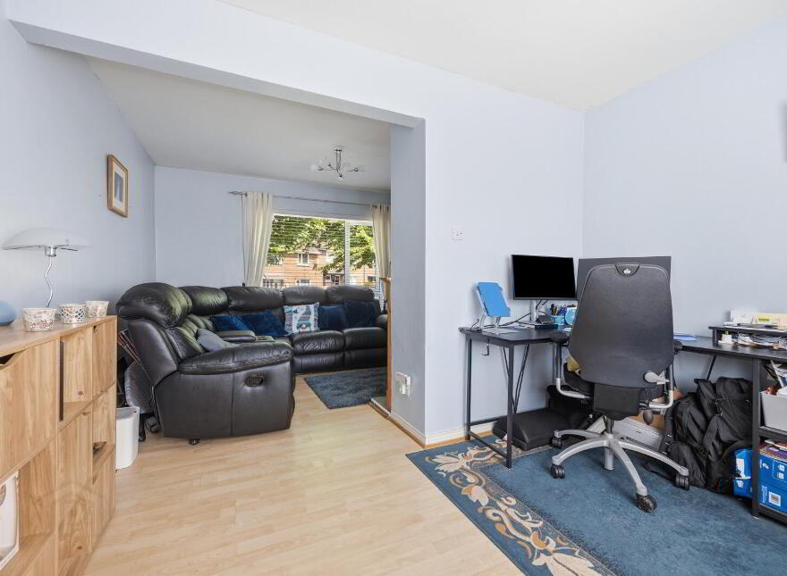 8 Knocknagoney Drive, Belfast, BT4 2QF