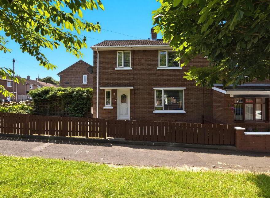 8 Knocknagoney Drive, Belfast, BT4 2QF