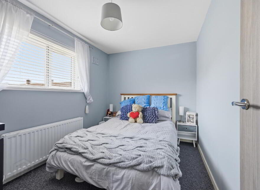 8 Knocknagoney Drive, Belfast, BT4 2QF